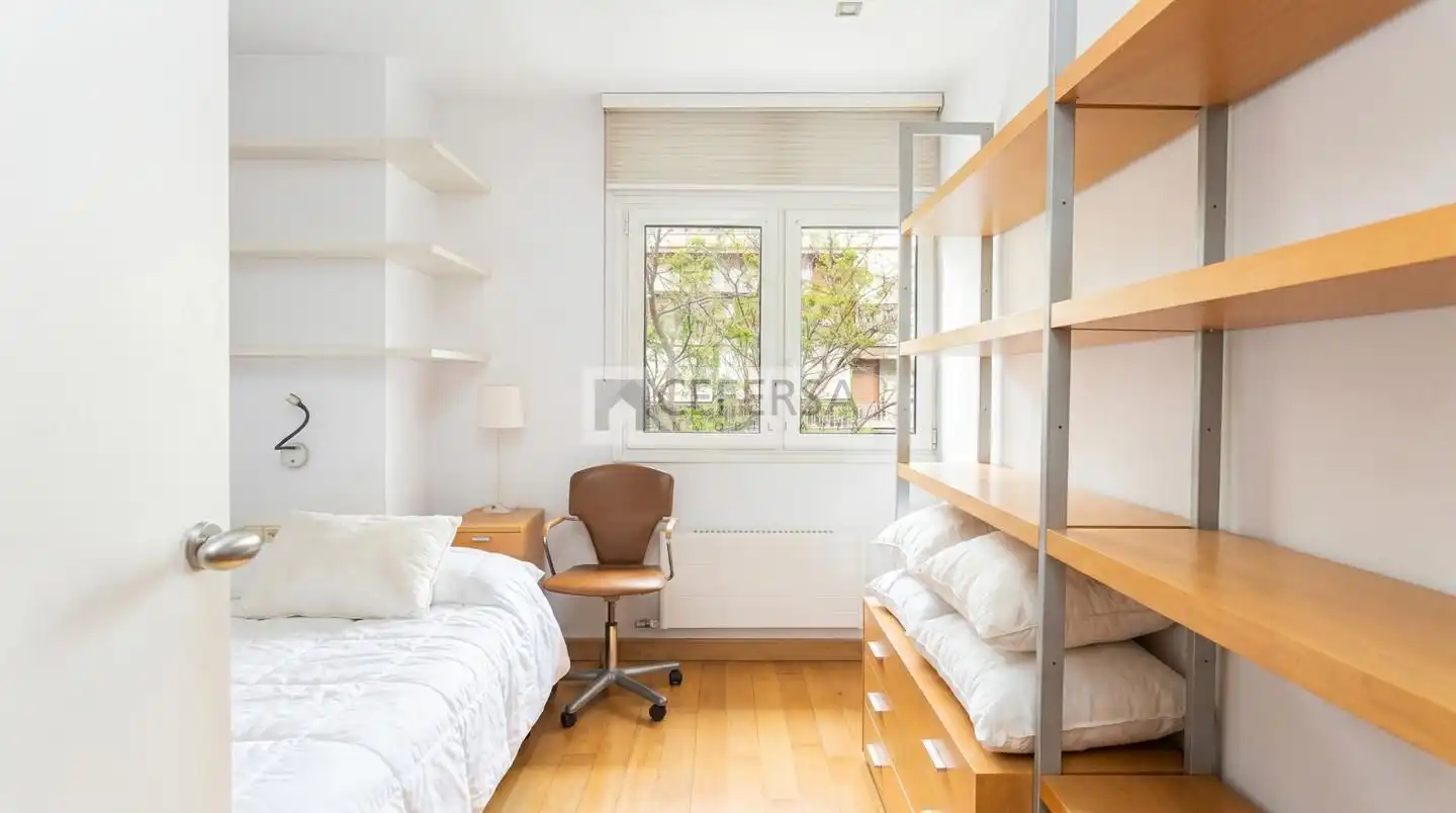 Habitación de Piso en venta en Barcelona con Aire acondicionado, Calefacción y Parquet