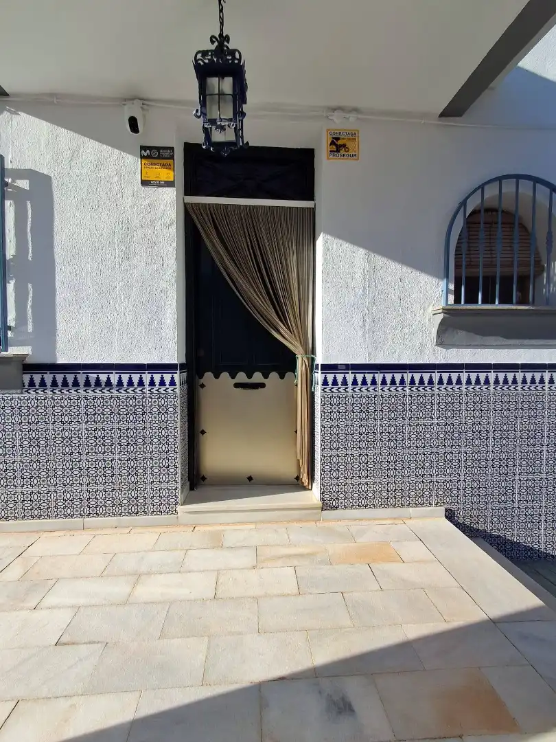 Haus oder Chalet zum Verkauf in Loja mit Heizung, Privatgarten und Terrasse