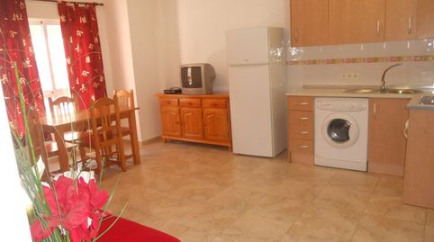 Foto 3 von Wohnung zur Miete in Calle Tomás de Burgos, Parque Victoria Eugenia, Málaga Capital