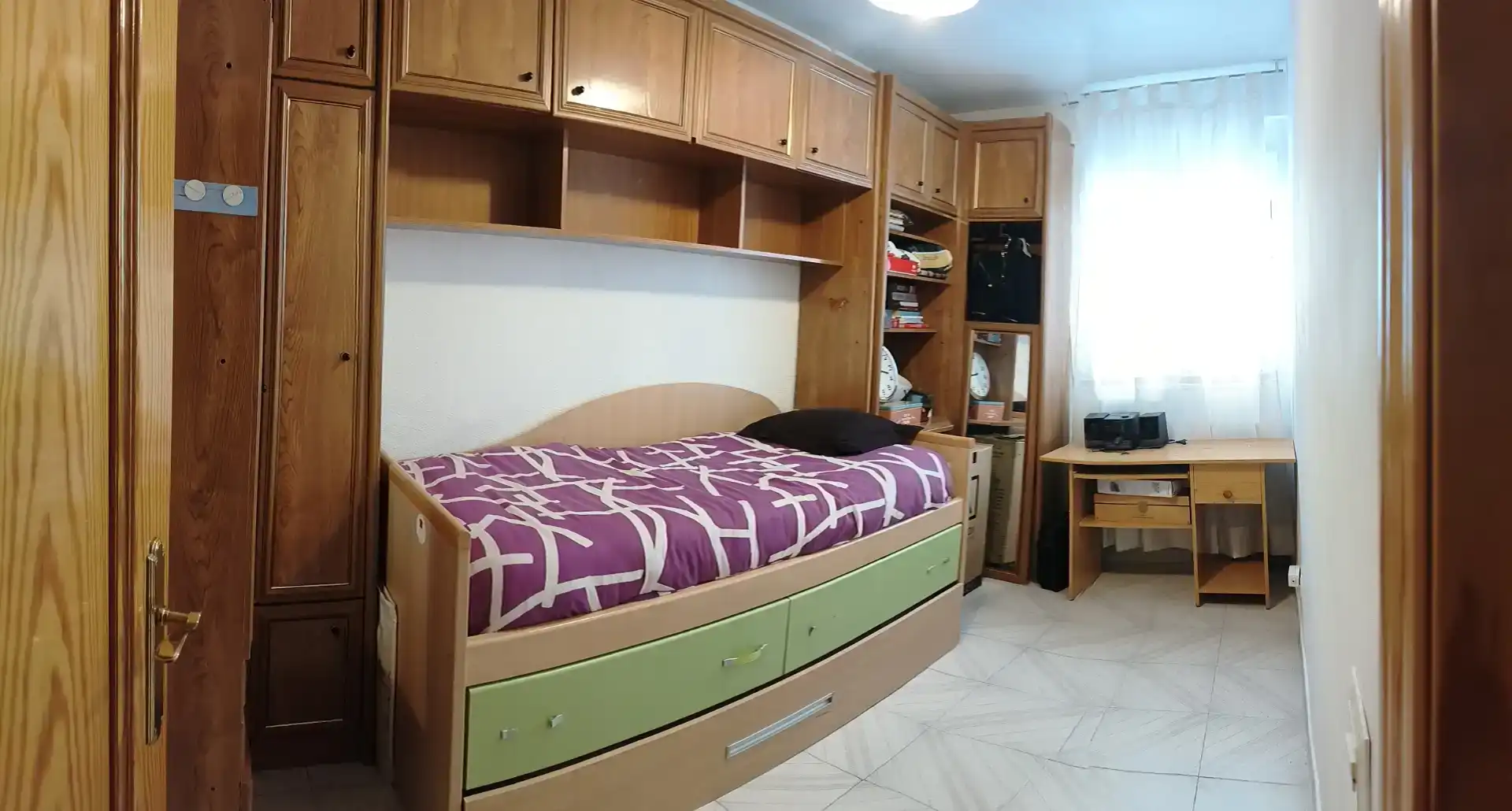Bedroom of Flat for rent in Getafe  with Air Conditioner, Washing machine and Microwave