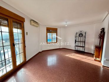 Bungalow with balcony for sale in Aspe Centro