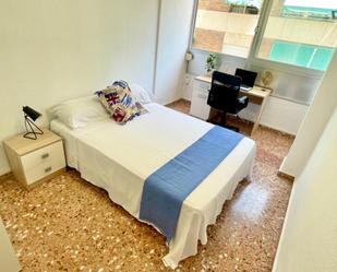 Dormitori de Apartament per a compartir en San Vicente del Raspeig / Sant Vicent del Raspeig amb Moblat, Forn i Rentadora