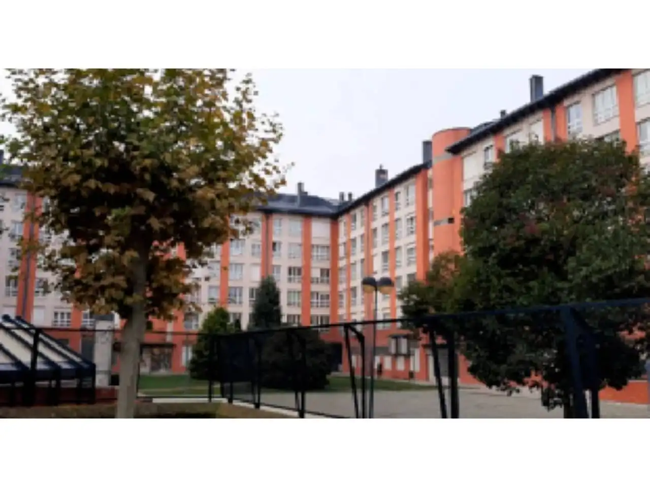 Vista exterior de Oficina en venta en Burgos