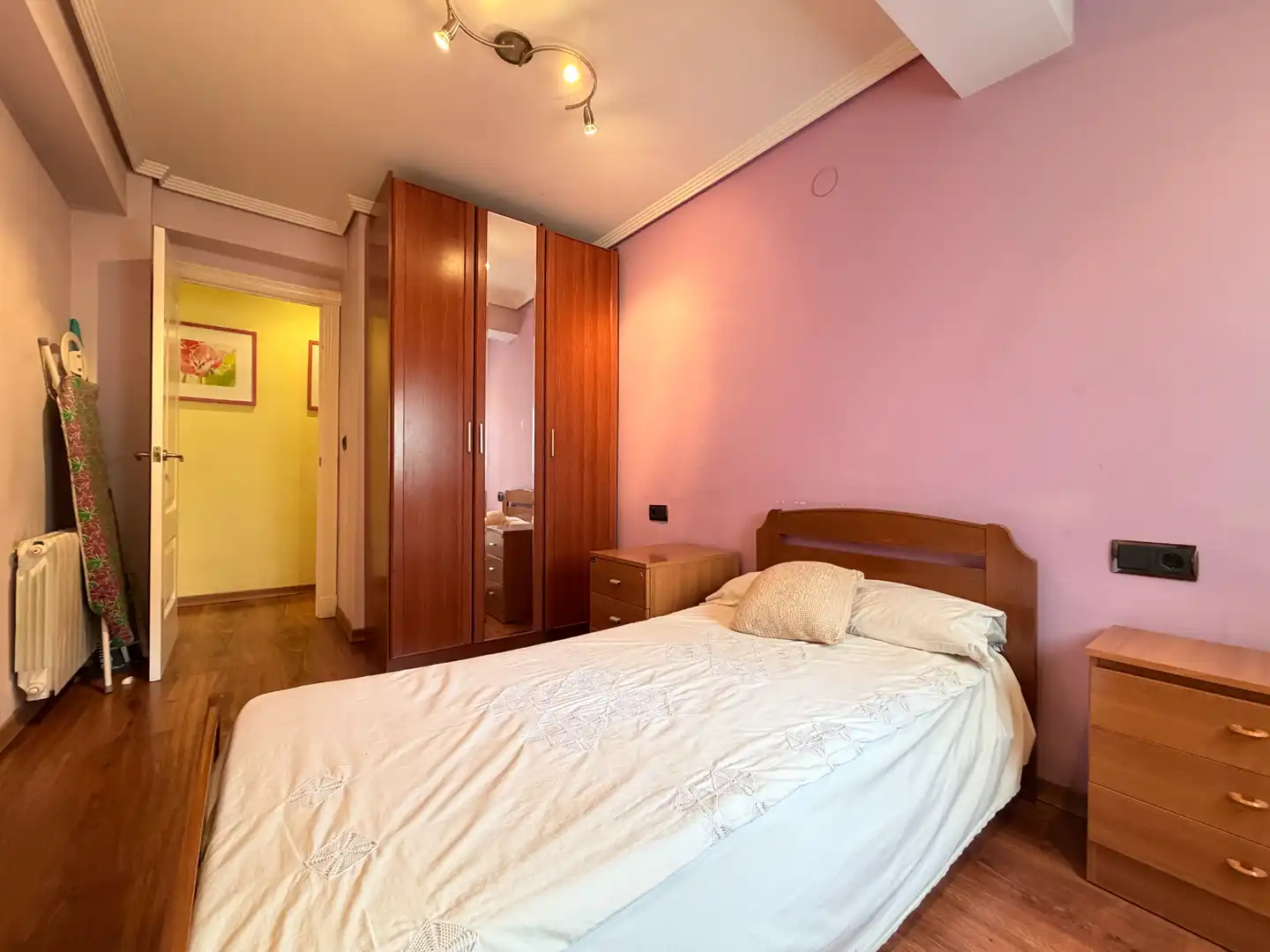 Habitación de Piso en venta en Castellón de la Plana / Castelló de la Plana con Aire acondicionado, Calefacción y Parquet