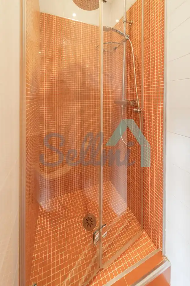 Bathroom of Duplexes for rent in Oviedo   with Heating, Parquet flooring and Storage room
