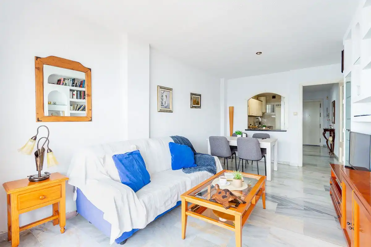 Sala de estar de Apartamento de alquiler en Almuñécar con Terraza y Amueblado
