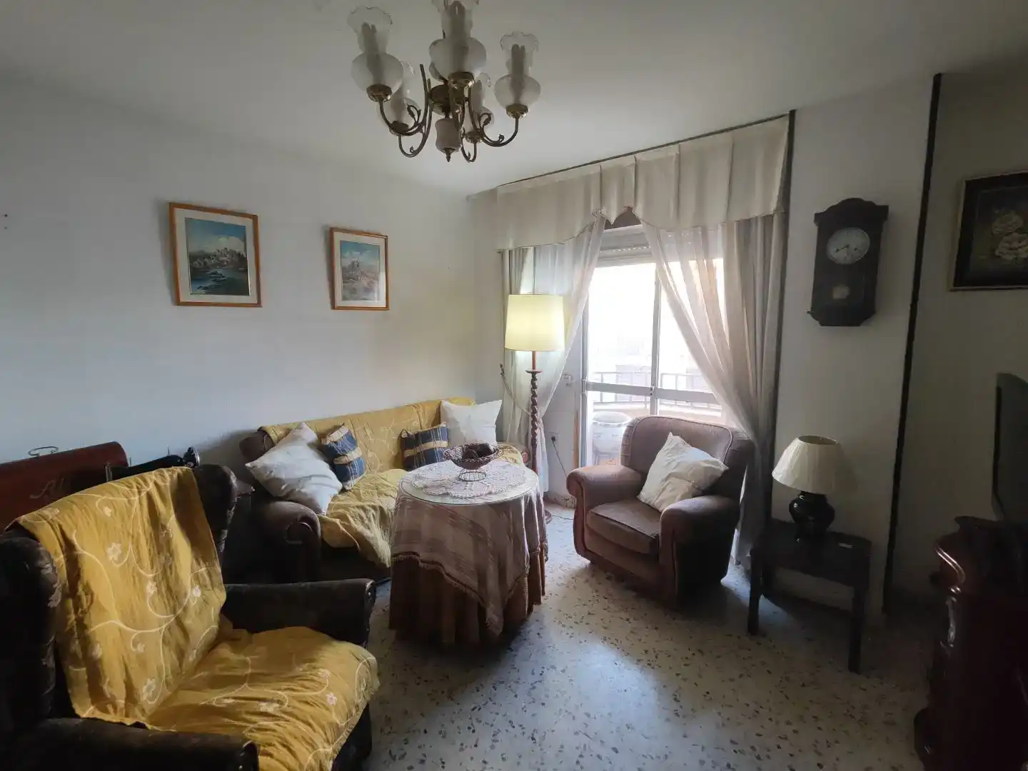 Wohnzimmer von Wohnung zum Verkauf in Ronda mit Klimaanlage und Balkon