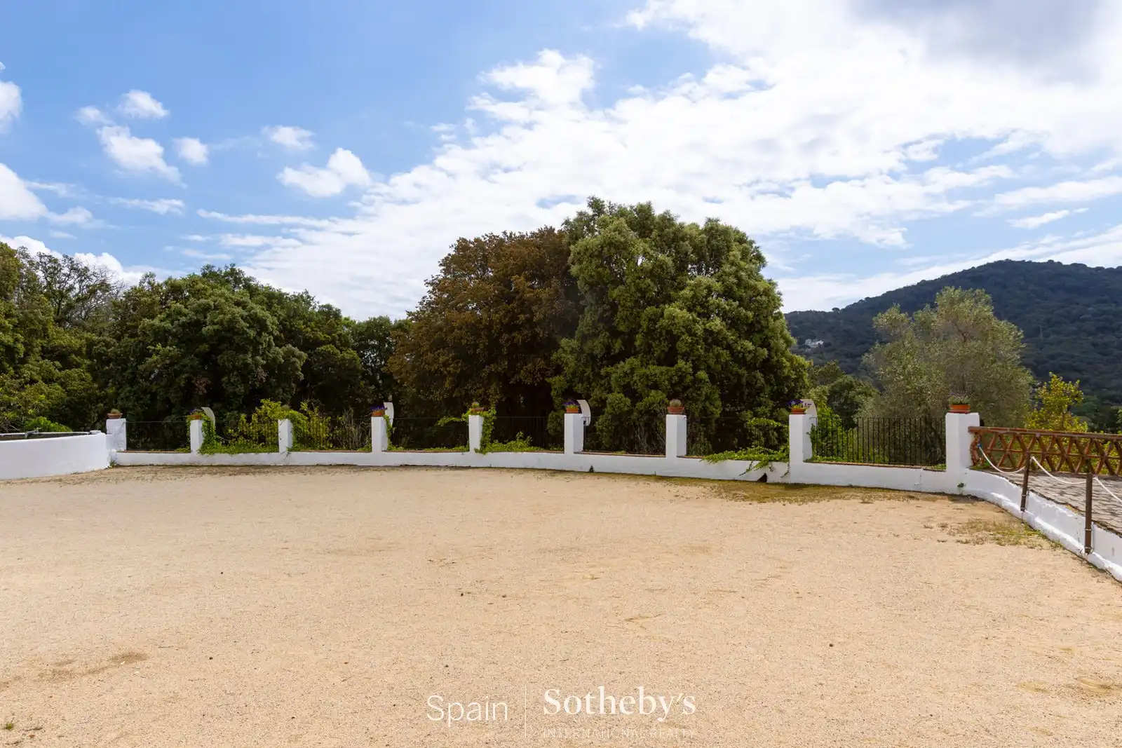 Vista exterior de Casa o chalet en venta en Òrrius con Jardín privado y Trastero