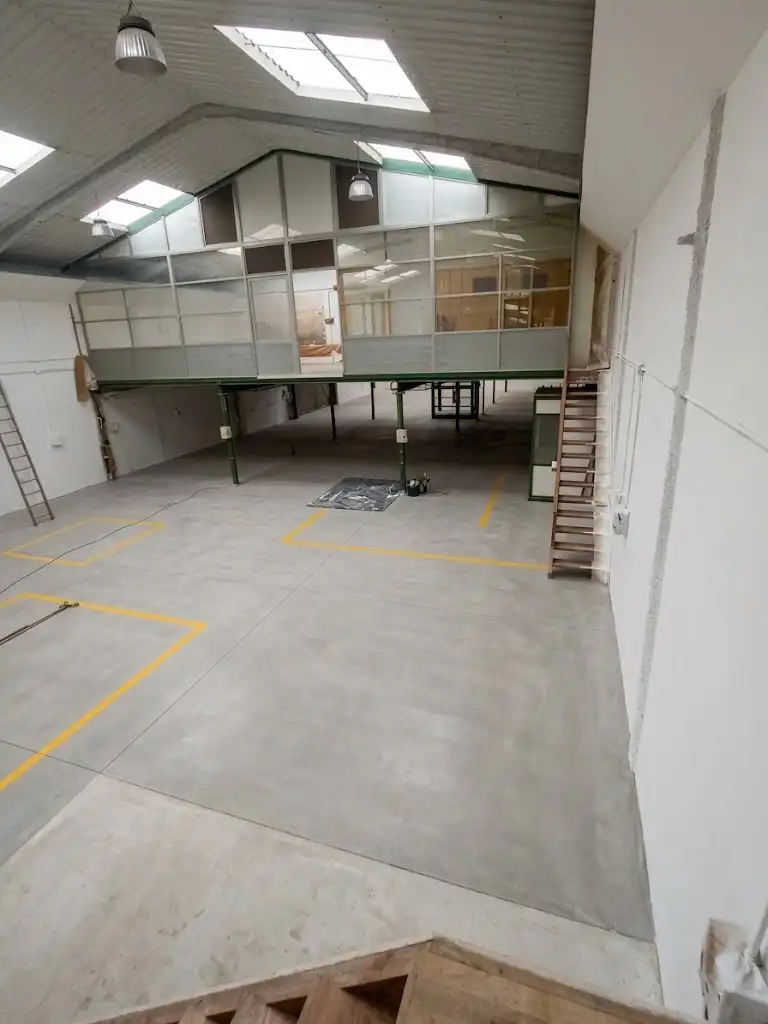 Fabrikhallen zur Miete in Polígono Roces Industrial, Porceyo