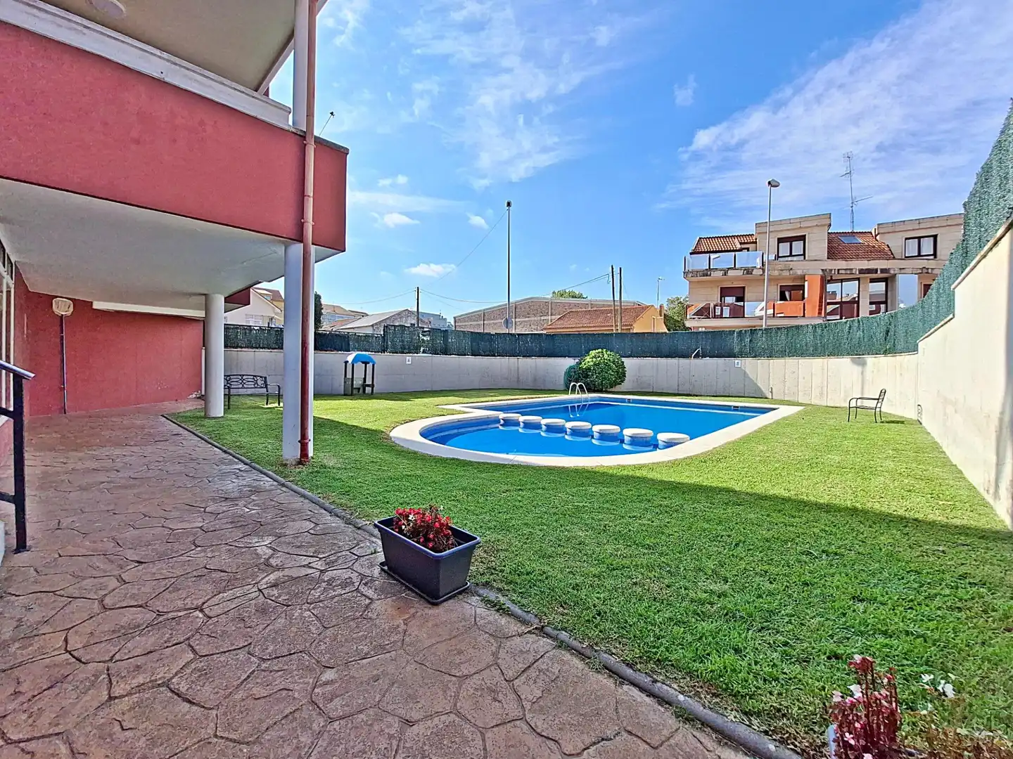 Swimming pool of Flat for sale in Vilagarcía de Arousa  with Heating, Private garden and Terrace