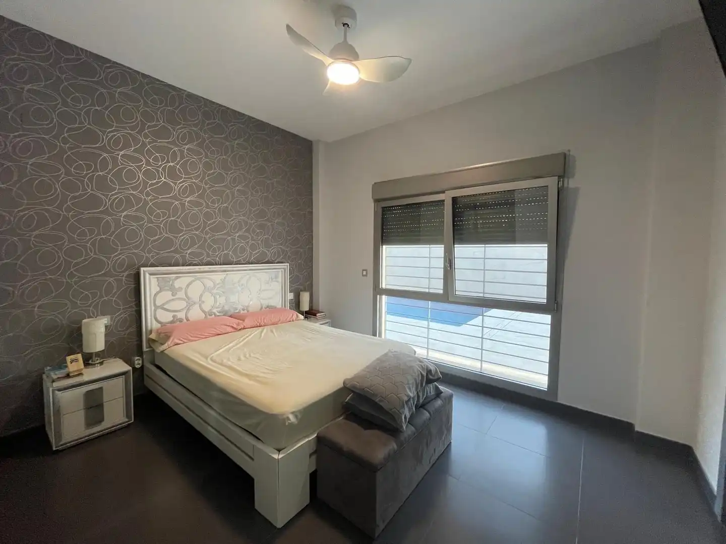 Bedroom of Houses for sale in Mutxamel  with Air Conditioner, Private garden and Storage room