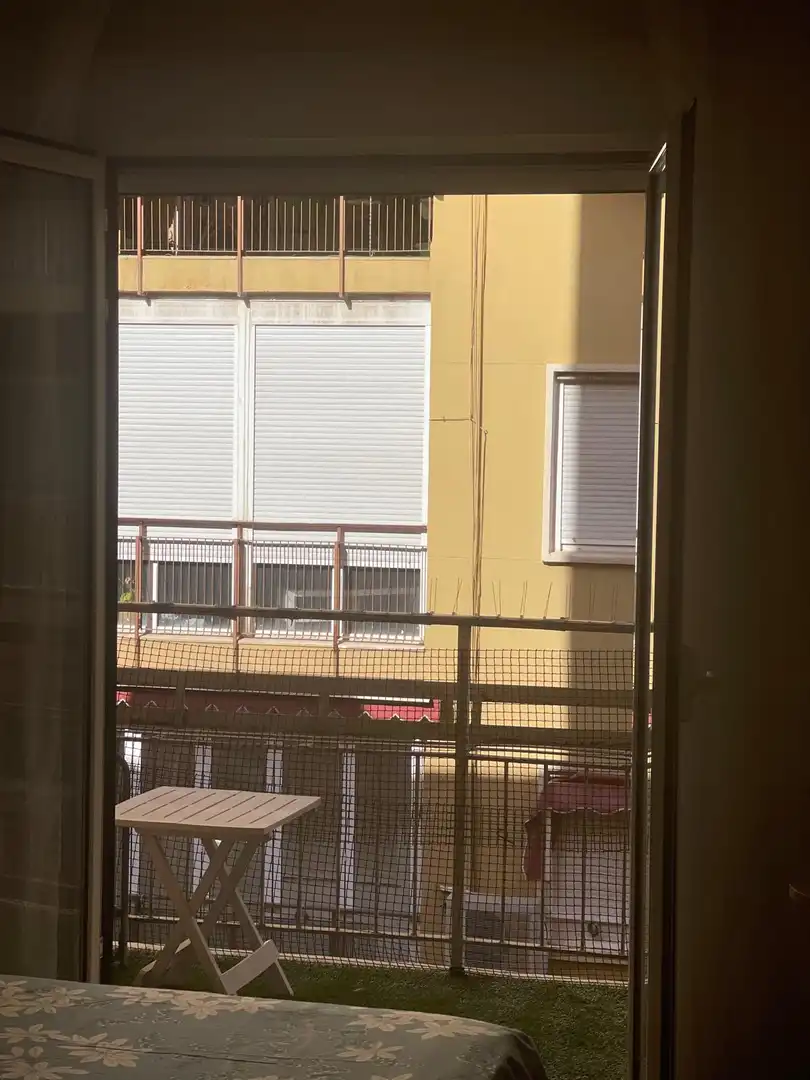 Vista exterior de Pis de lloguer en Alicante / Alacant amb Moblat, Rentadora i TV