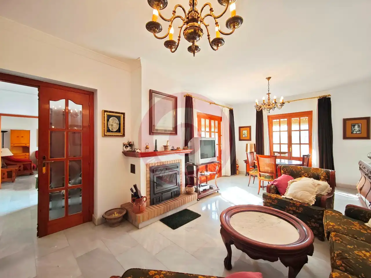 Sala d'estar de Casa o xalet en venda en Vélez-Málaga amb Jardí privat i Terrassa