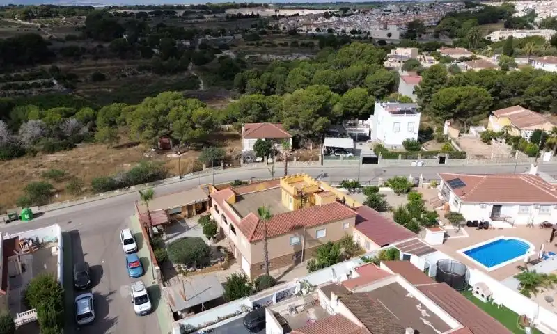 Villa zum Verkauf in Calle  Almendro, imagen 11