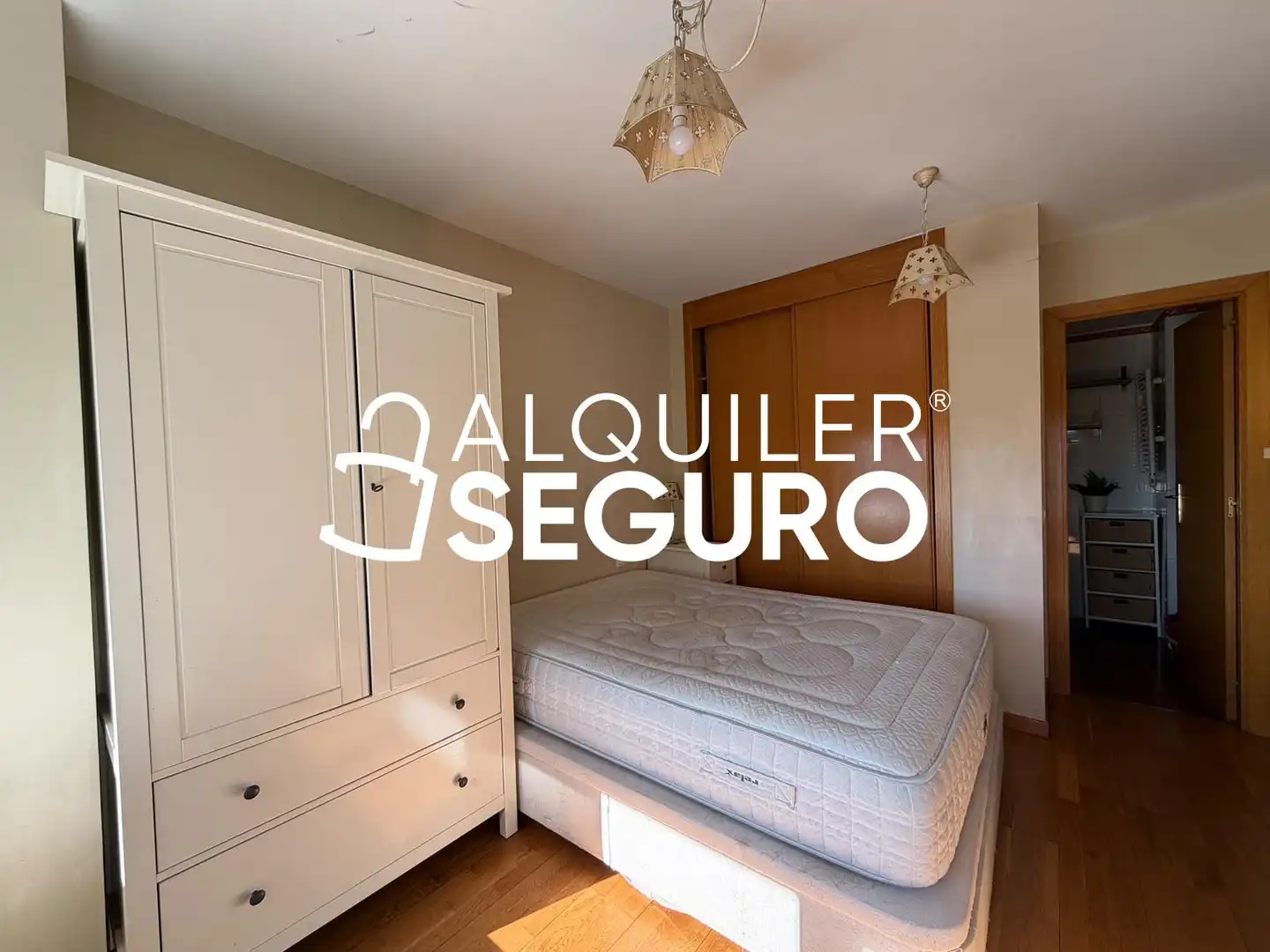 Habitación de Piso de alquiler en Madrid con Aire acondicionado, Calefacción y Piscina
