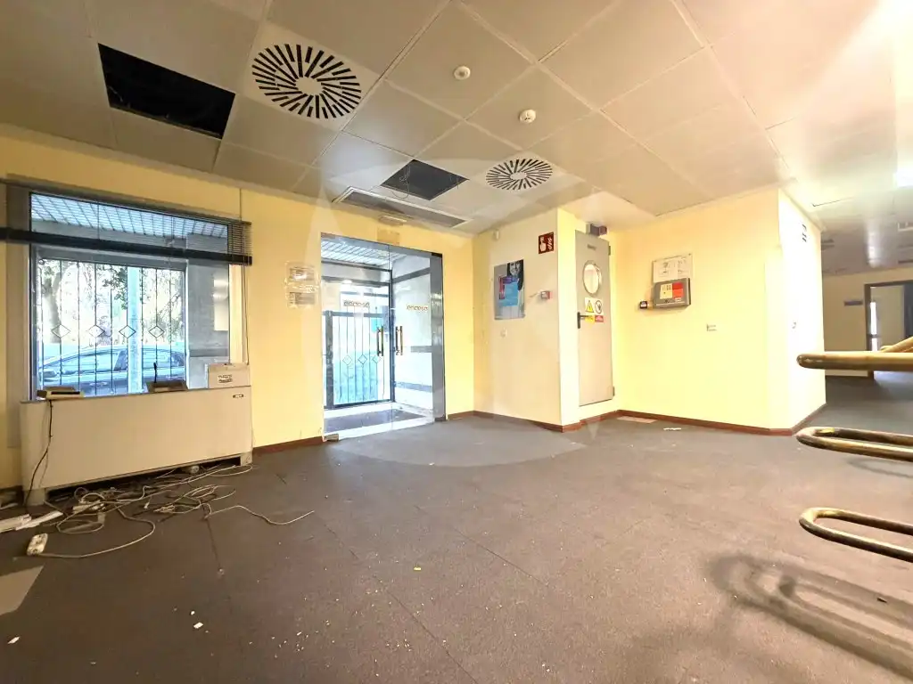 Gewerbefläche zum Verkauf in Plaza Portugal, imagen 13