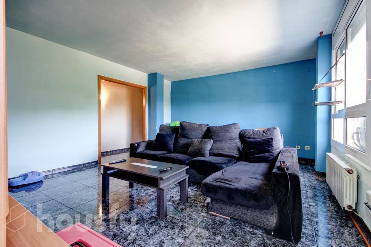 Living room of Flat for sale in Mollet del Vallès  with Air Conditioner, Heating and Furnished
