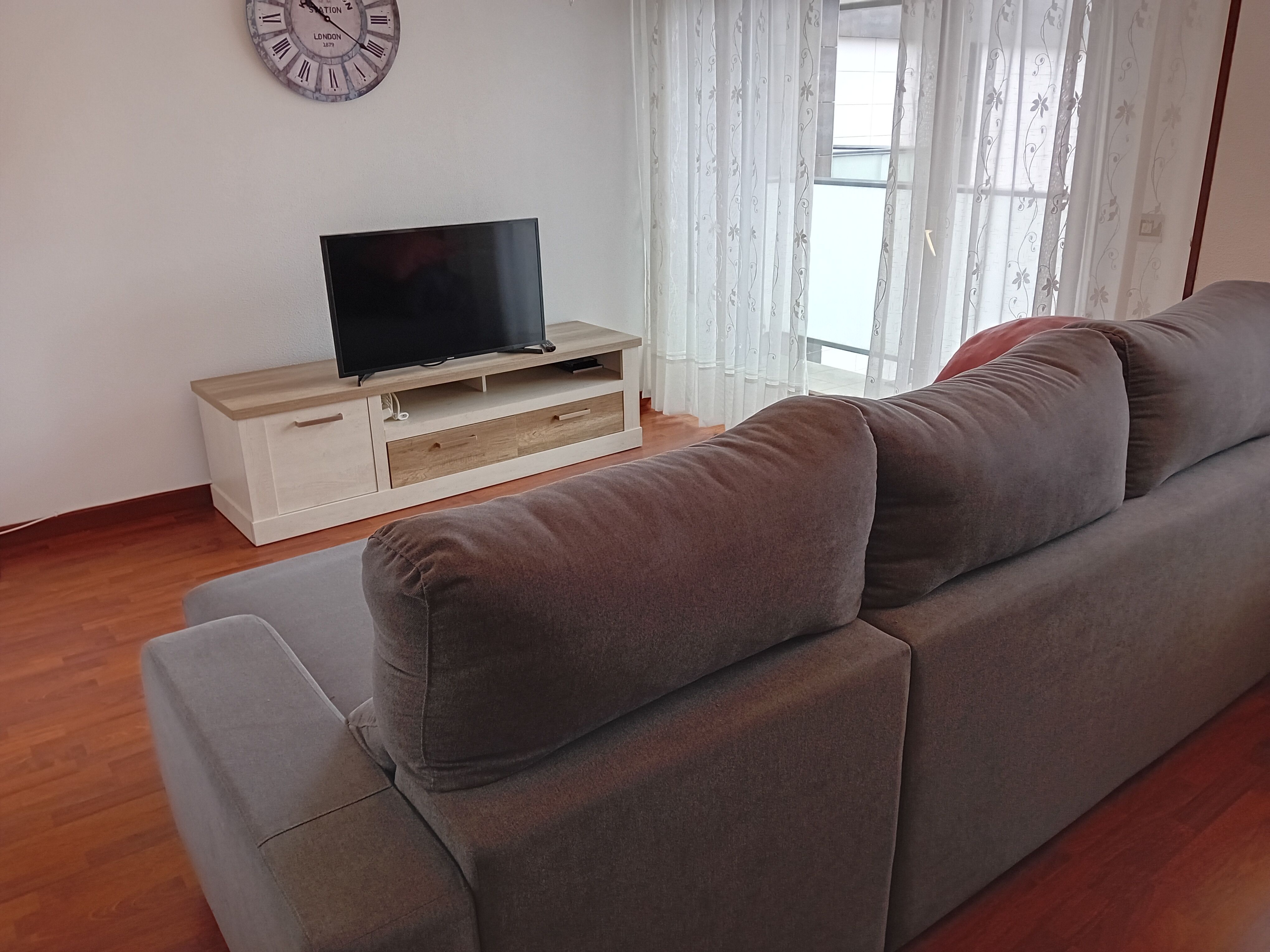 Flat to rent in Calle Fernando de los Ríos, 10, Los Castros