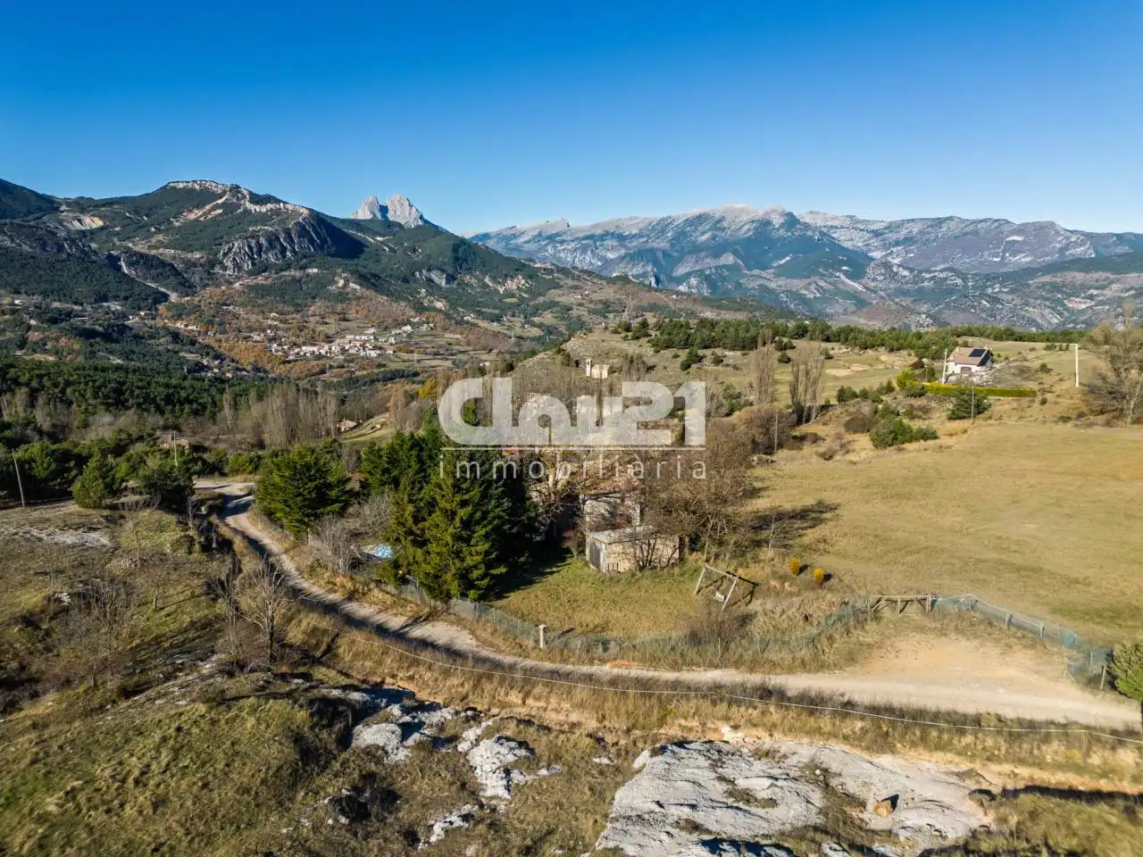 Houses for sale in Vallcebre  with Heating, Private garden and Parquet flooring