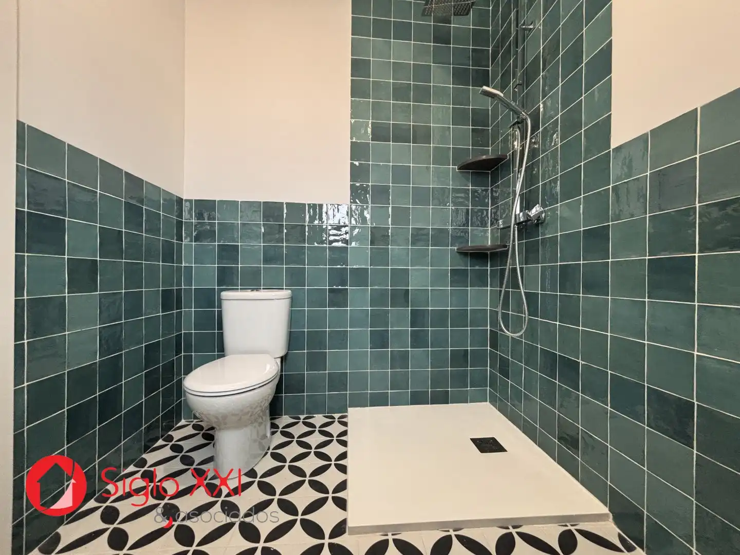 Bathroom of Houses for sale in Almazora / Almassora  with Heating, Terrace and Storage room