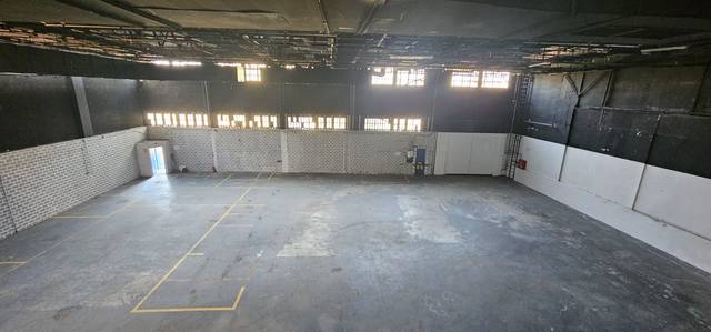 Nave industrial en Venta en RIERA en Mas Lluí - Els Miralls