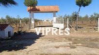 Country house for sale in Mérida  with Terrace and Swimming Pool