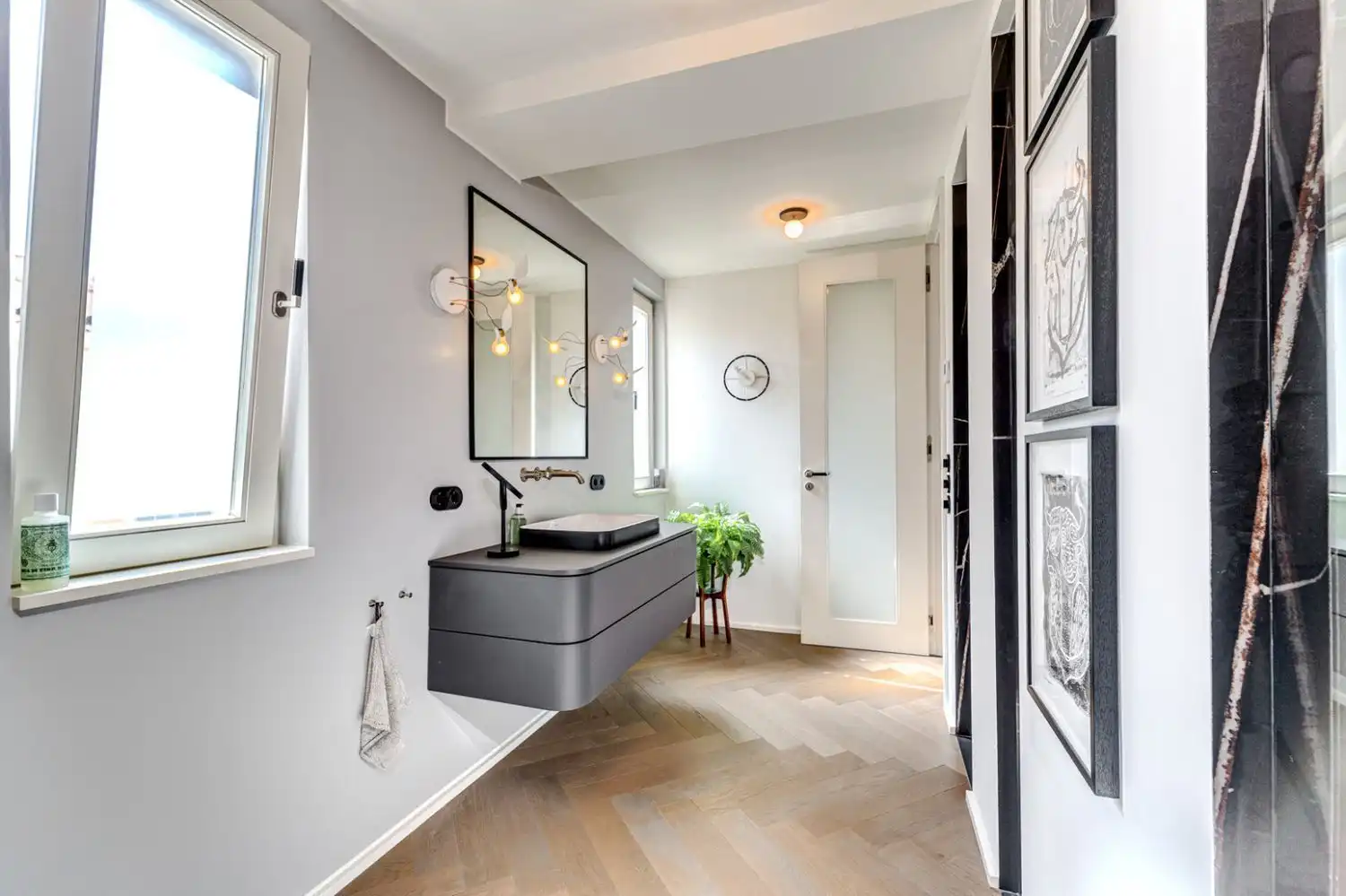 Bathroom of Flat for sale in  Palma de Mallorca  with Air Conditioner, Private garden and Parquet flooring