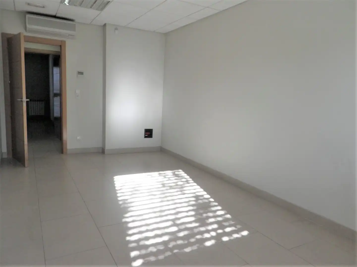 Oficina en venta en N/A, Camino de Ronda