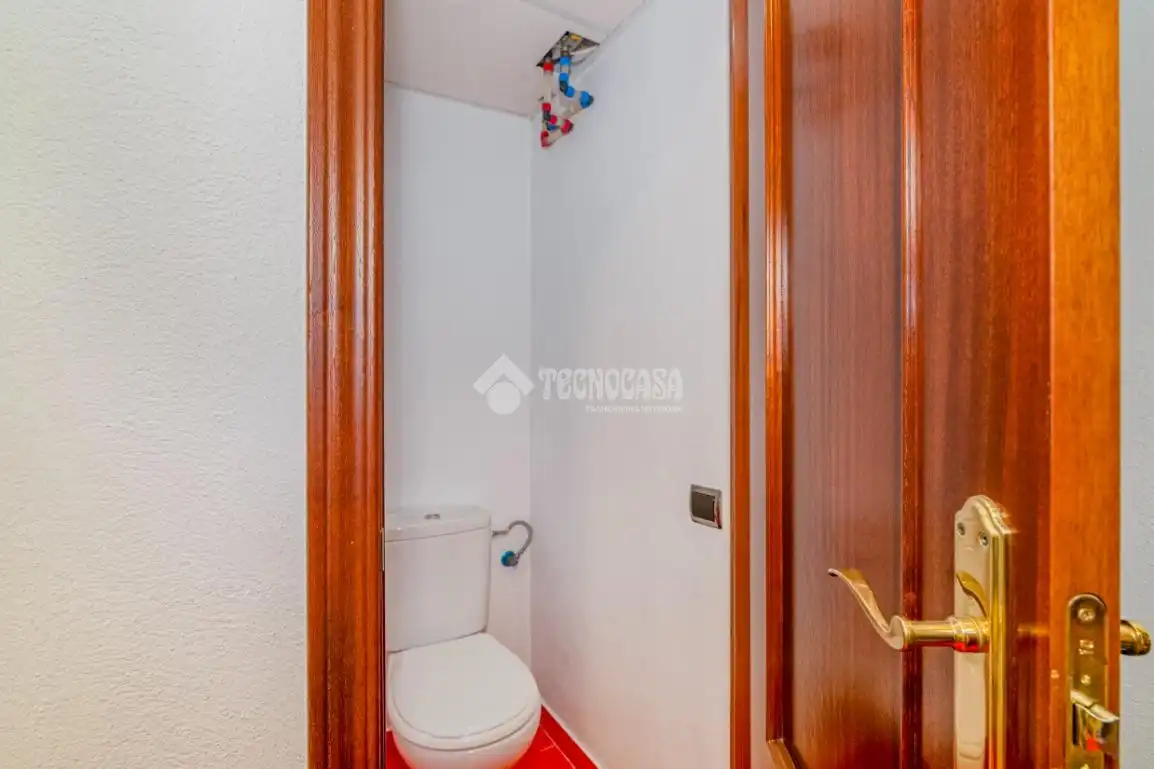 Flat for sale in Lucena  with Air Conditioner