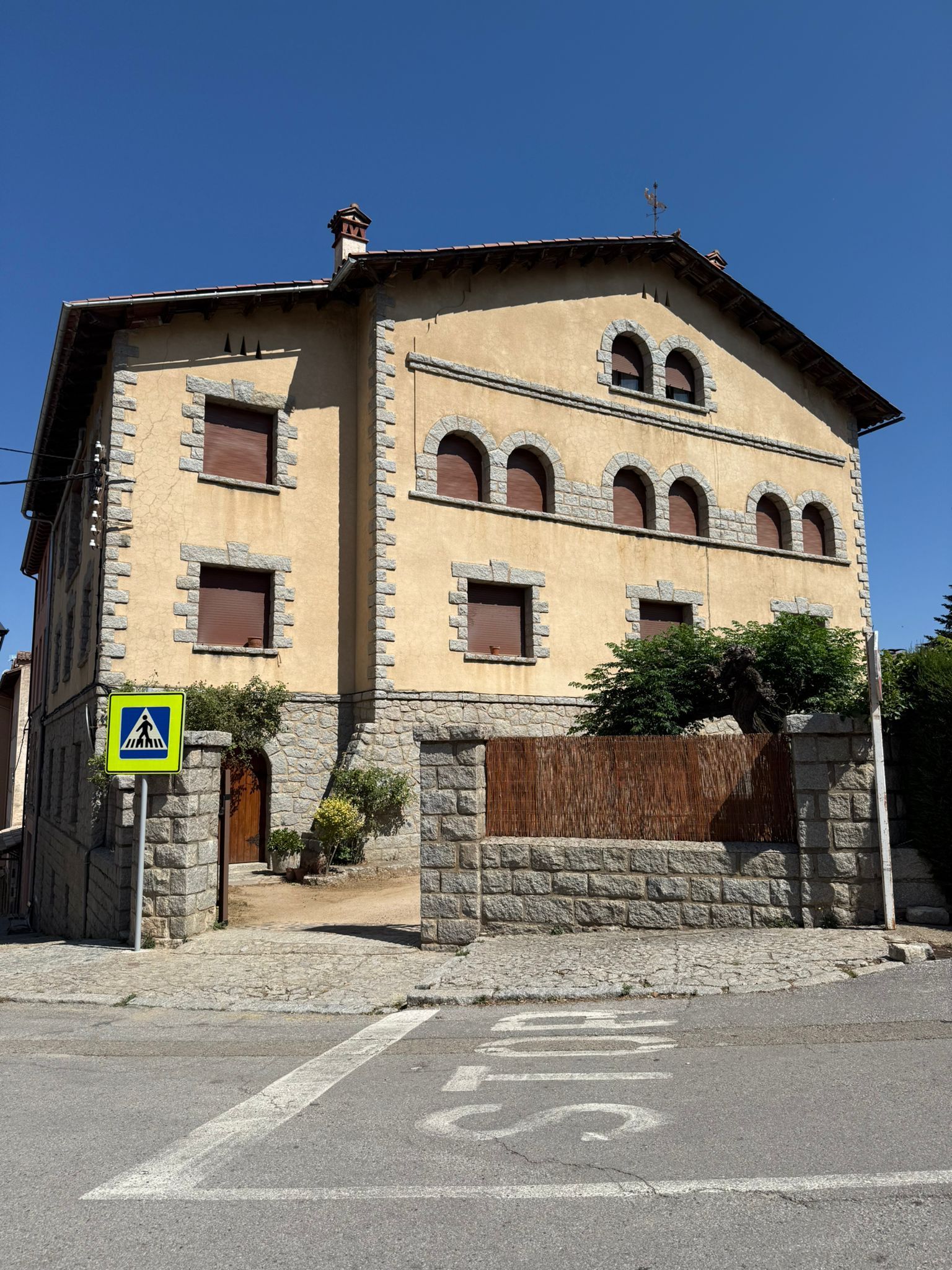 Vista exterior de Apartament en venda en Viladrau amb Calefacció i Jardí privat