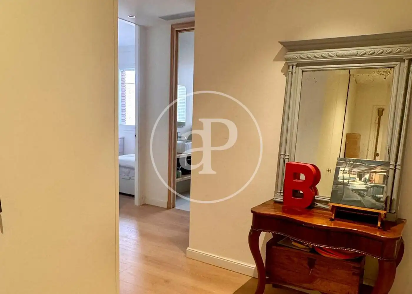 Flat for sale in Barcelona  with Air Conditioner, Heating and Private garden
