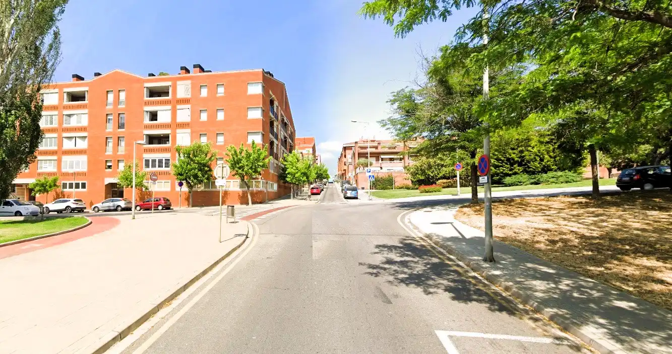 Außenansicht von Büro zur Miete in Sant Joan Despí