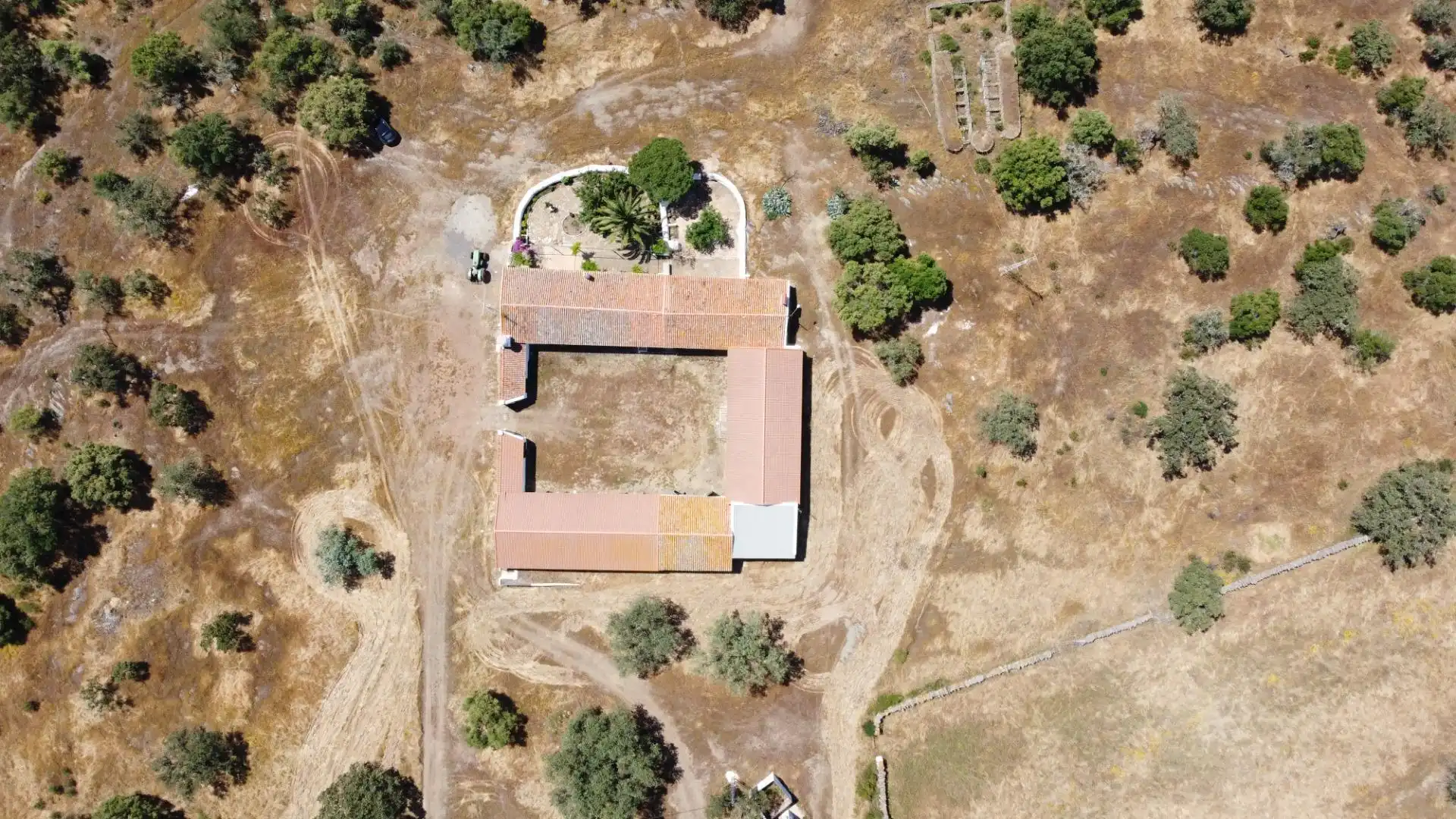 Casa rústica amb jardí en venda a Villanueva de los Castillejos, imagen 90