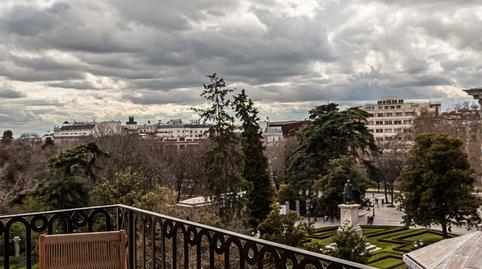 Foto 4 de Pis en venda a Calle de Ruiz de Alarcón, 25, Jerónimos, Madrid