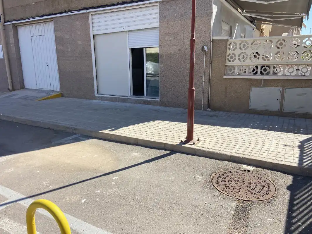 Aparcament de Planta baixa en venda en Santa Pola amb Calefacció, Terrassa i Traster