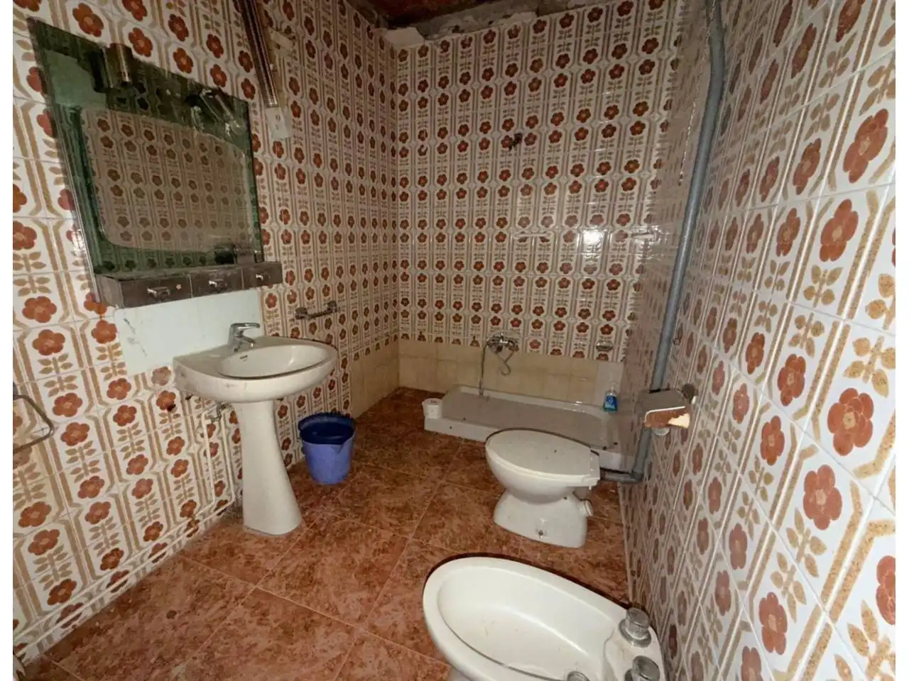 Baño de Piso en venta en Alpera con Balcón