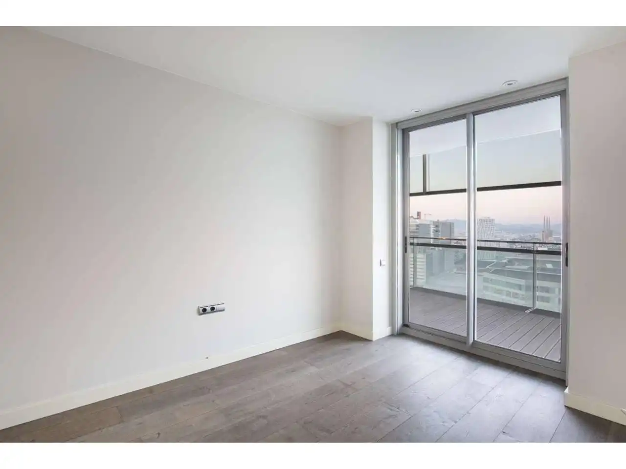 Dormitori de Apartament en venda en Barcelona amb Aire condicionat, Traster i Balcó