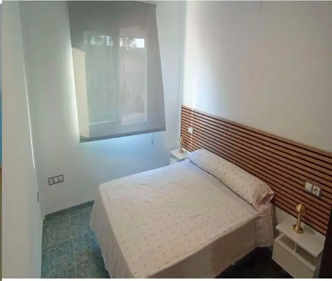 Dormitori de Apartament de lloguer en Vinaròs amb Terrassa, Moblat i Piscina comunitària