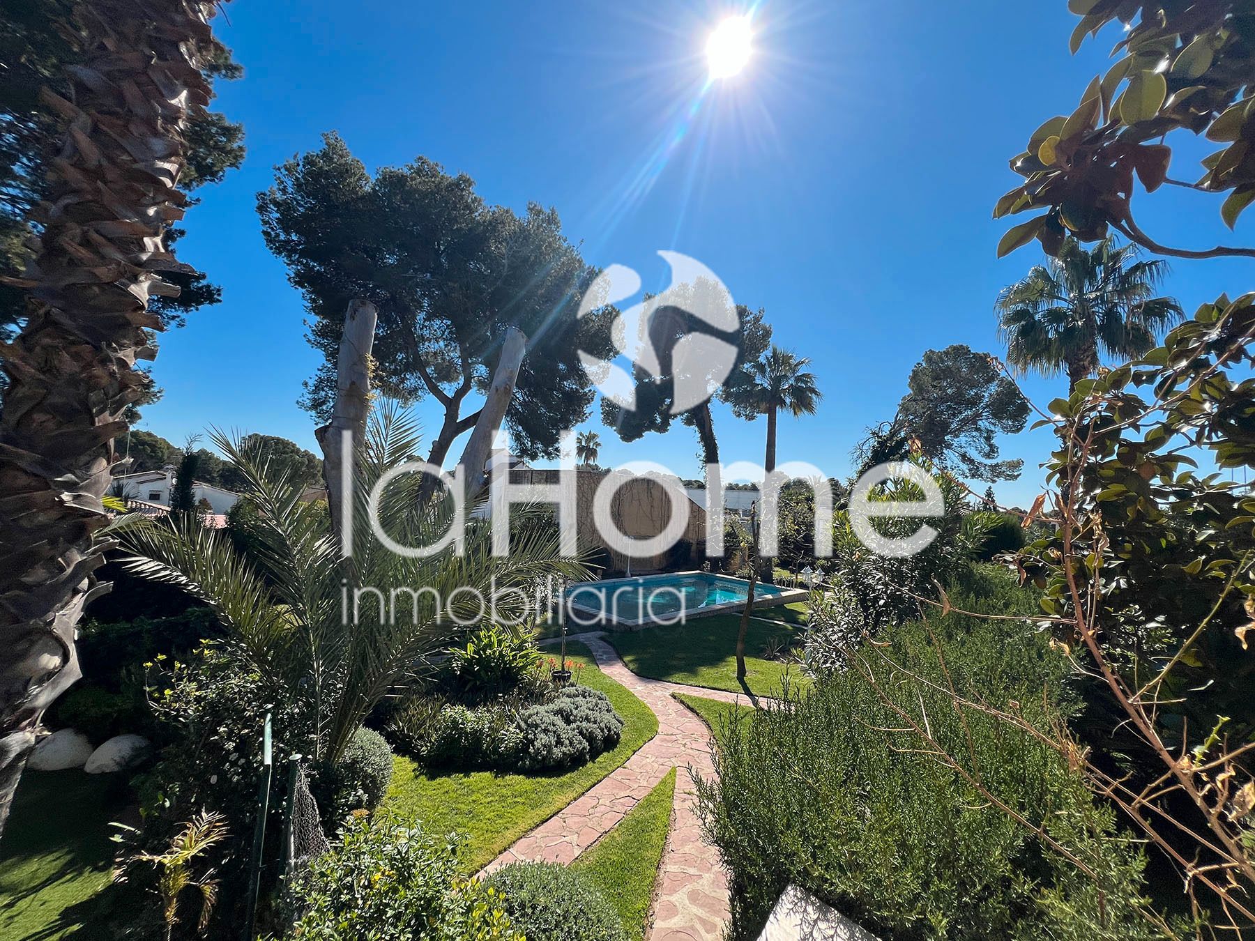 Garden of Single-family semi-detached for sale in Paterna  with Air Conditioner, Heating and Private garden