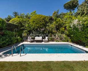 Jardí de Casa o xalet en venda en Majadahonda amb Aire condicionat, Calefacció i Jardí privat