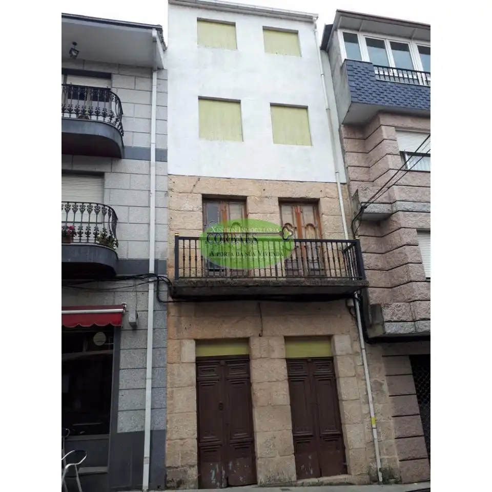 Immobles singulars en venda a Maside