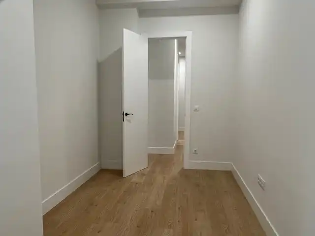 Piso en venta en Santander con Calefacción y Balcón