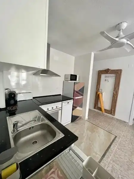 Mini appartamento con ascensore in vendita a Calle Luxemburgo, imagen 7