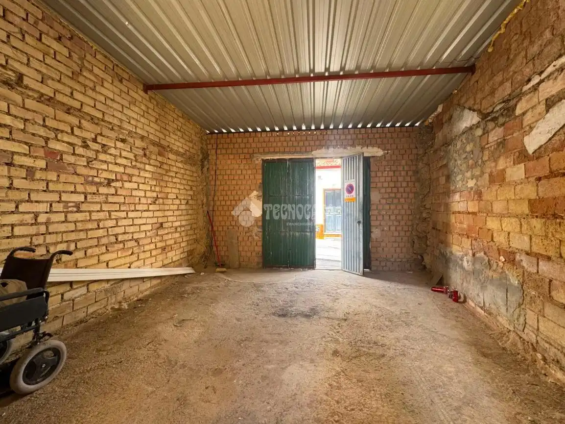 Garaje en venta en C. Cantarrana, Las Cabezas de San Juan