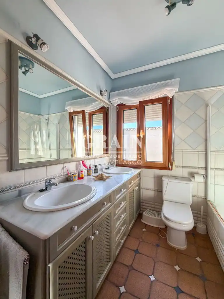 Bathroom of Detached homes for sale in Barrax  with Air Conditioner, Heating and Storage room