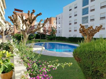 Pis amb piscina en venda a Cossetania