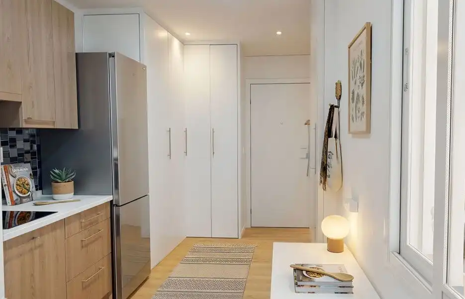Flat for sale in Madrid  with Air Conditioner, Heating and Furnished