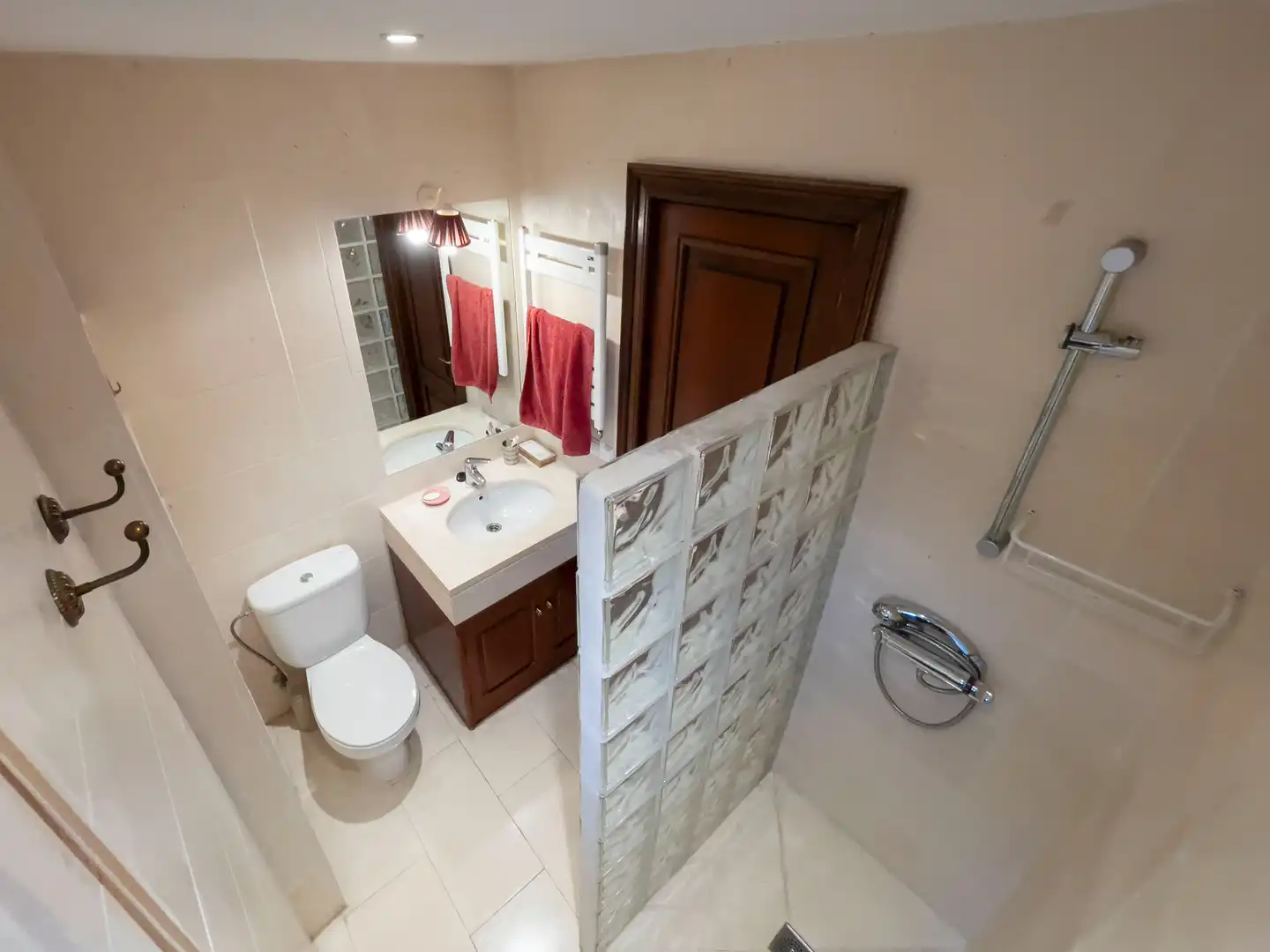 Baño de Piso en venta en Córdoba con Aire acondicionado, Calefacción y Terraza