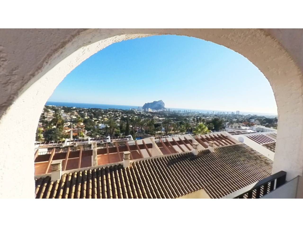 Exterior view of Single-family semi-detached for sale in Calpe / Calp  with Air Conditioner, Private garden and Terrace