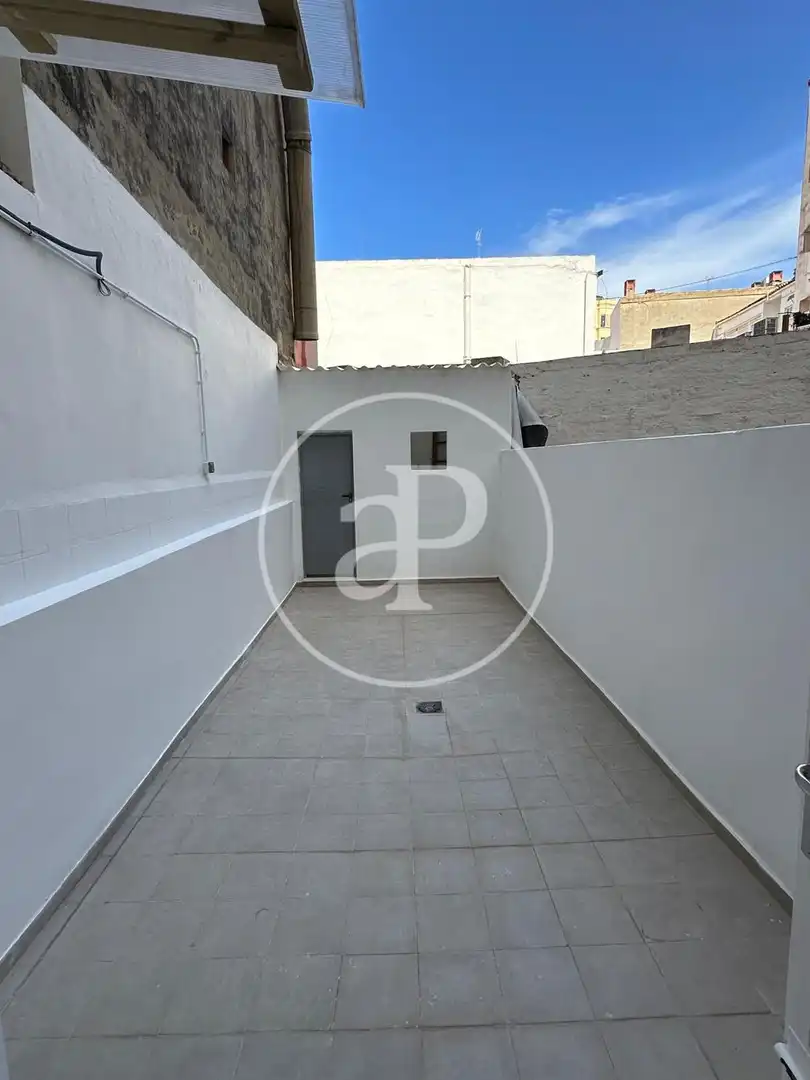 Parkplatz von Wohnung zur Miete in Valencia mit Klimaanlage, Heizung und Terrasse